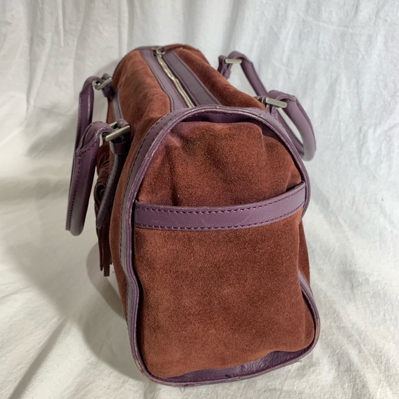 BURBERRY Purple Suede Fringed Barrel Tassel - Picture 4 of 14